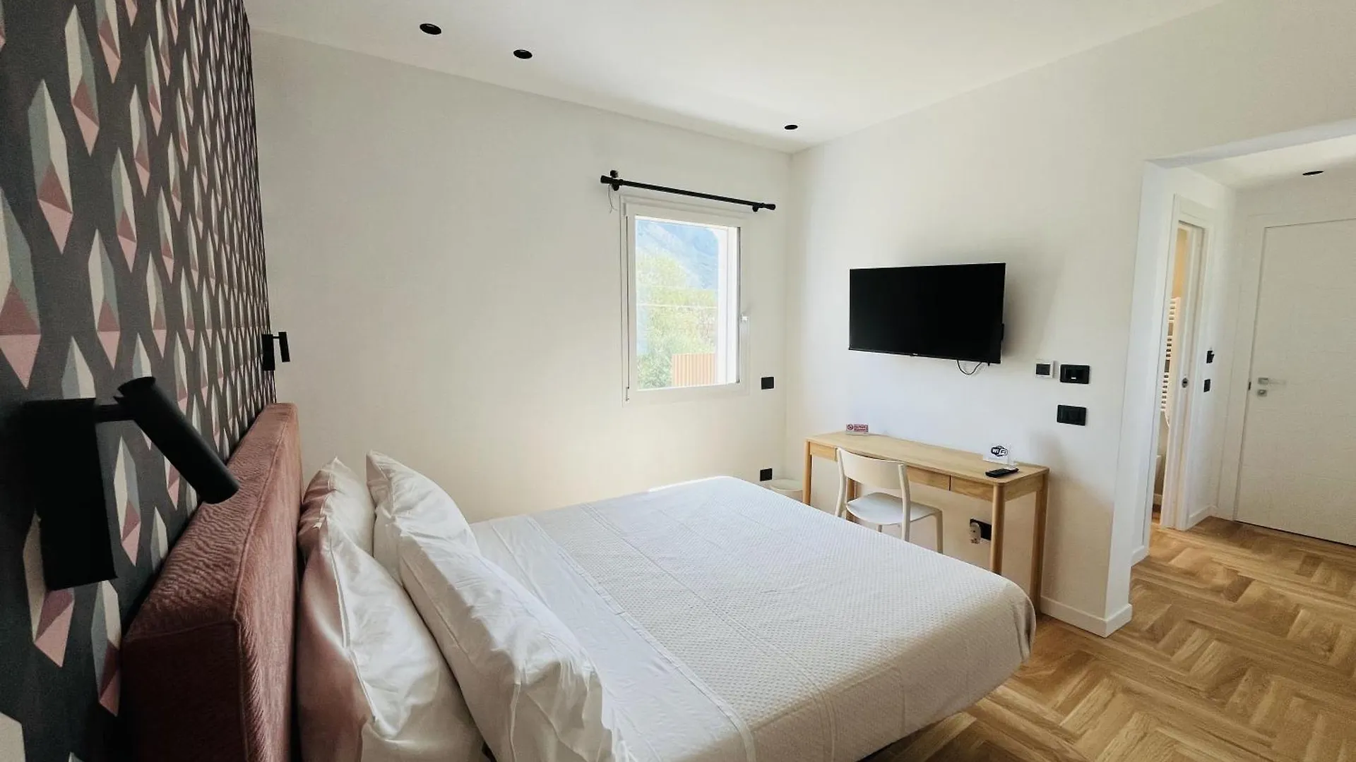 Marina Boutique Rooms Carini Bed & Breakfast