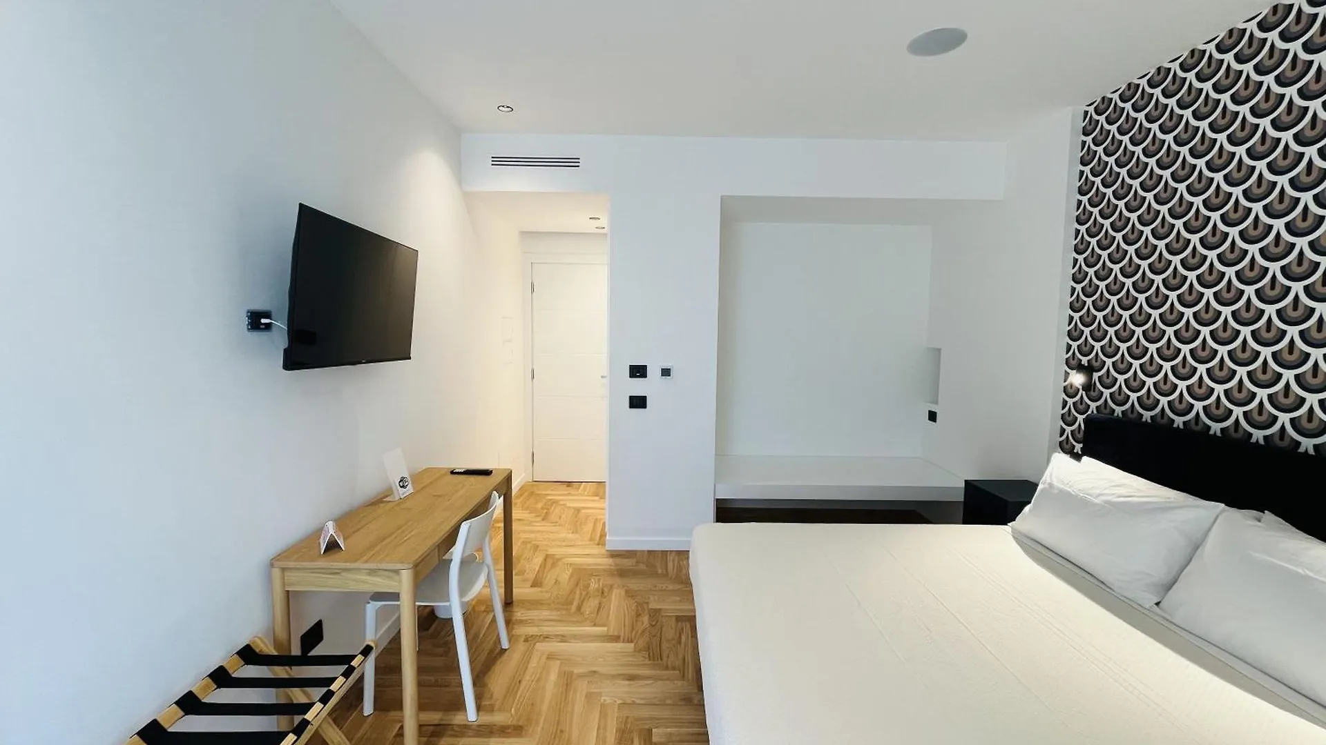 Marina Boutique Rooms Carini 0*,  Italië